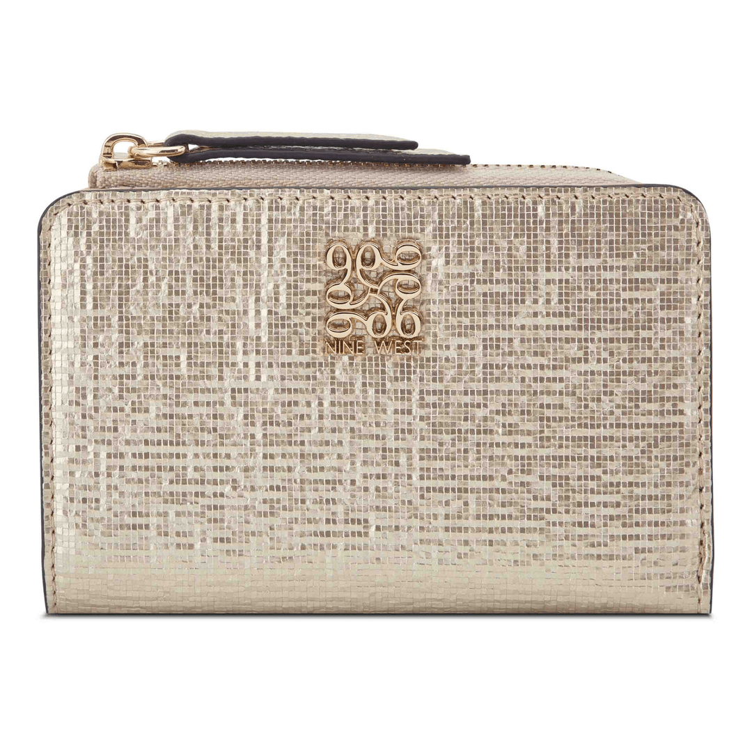 Nine West Cramer Zip Card Case Platino