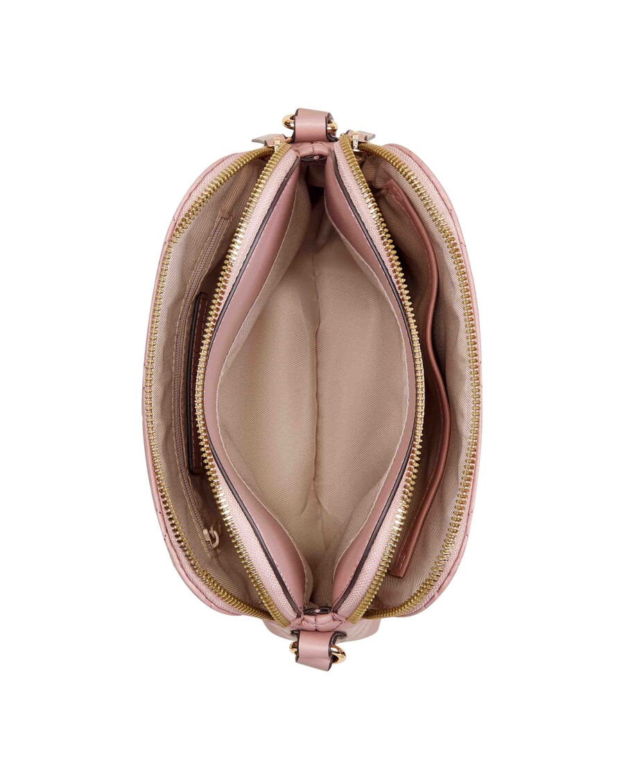 через плечо девять западных мелани