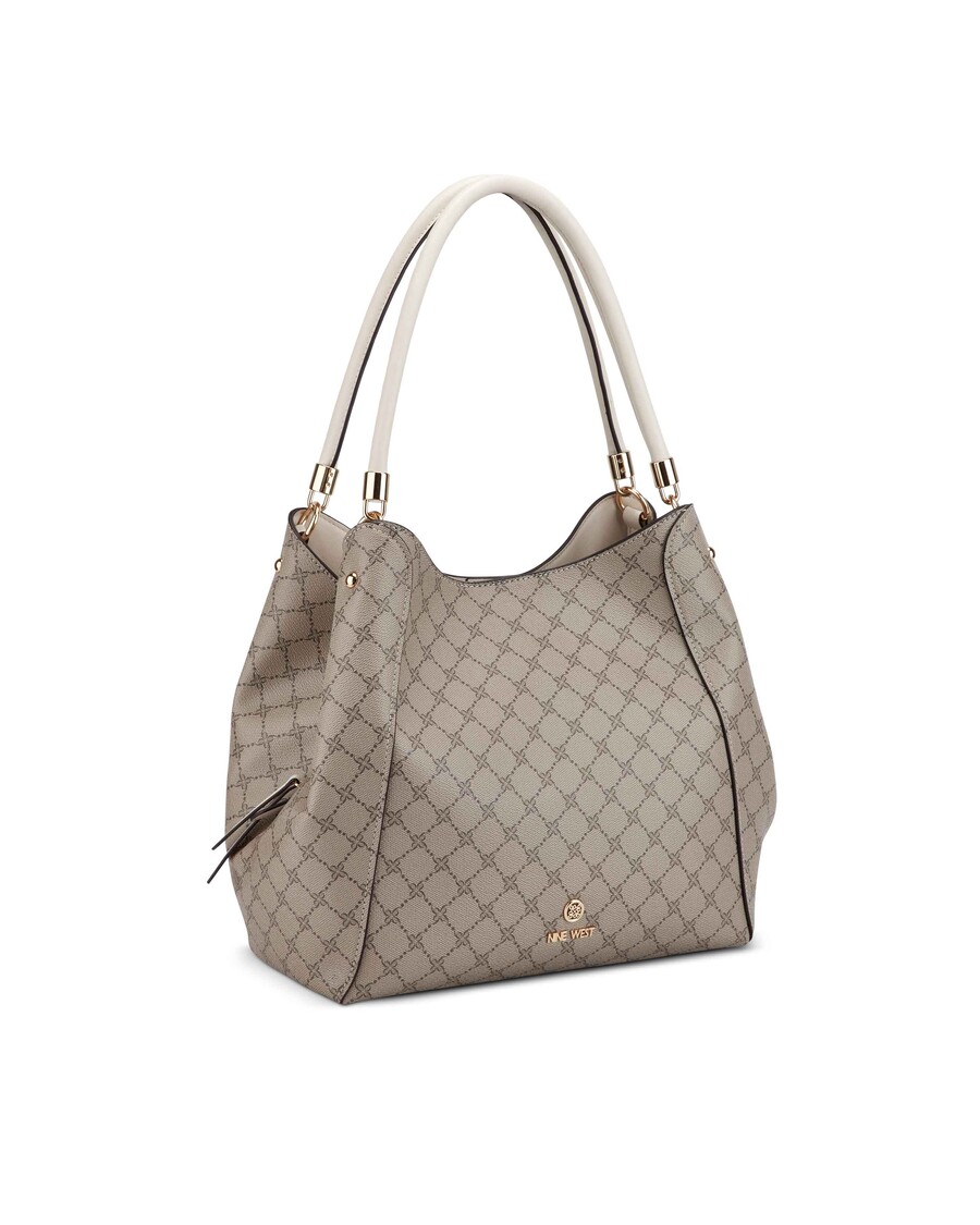 нине вест етта јет сет