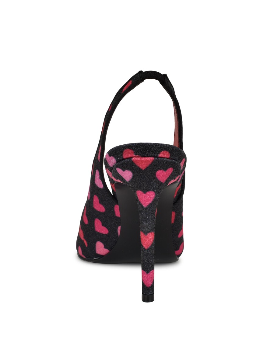 Deväť Lodičiek So špicatou špičkou Zo Západného Peria