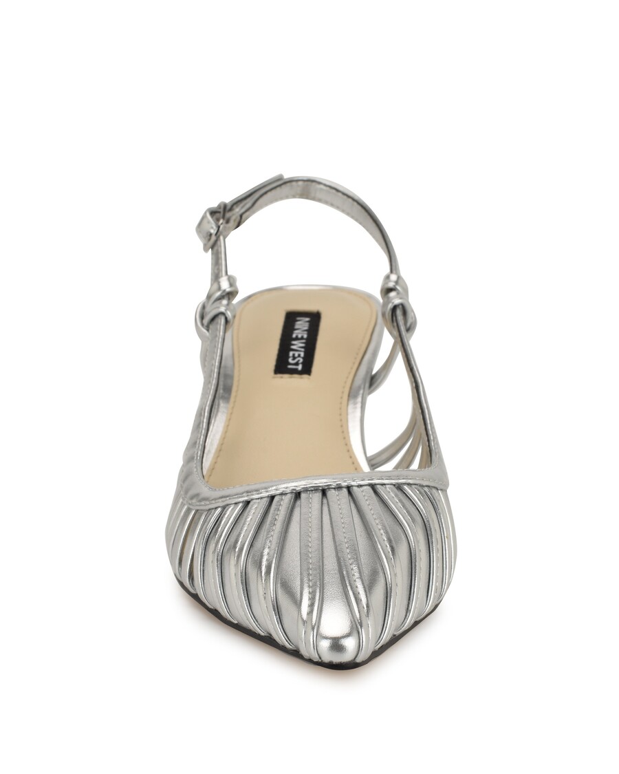 Dziewięć Czółenek Marki West Whitt