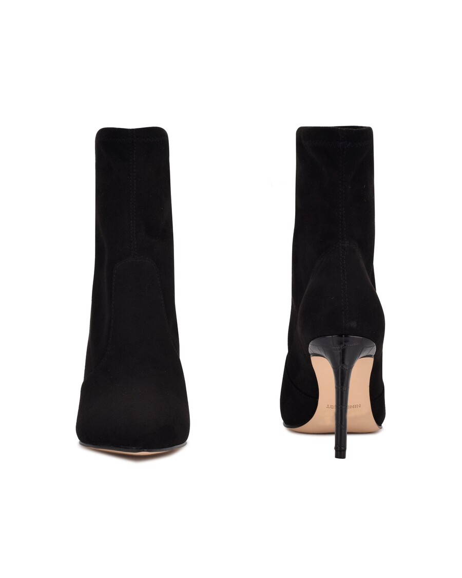 Devynių Vakarų Reves Suknelės Bateliai