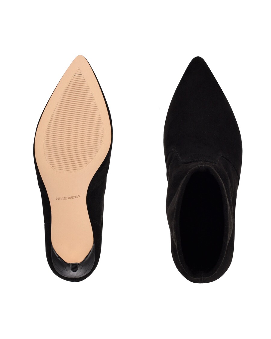 Devynių Vakarų Reves Suknelės Bateliai