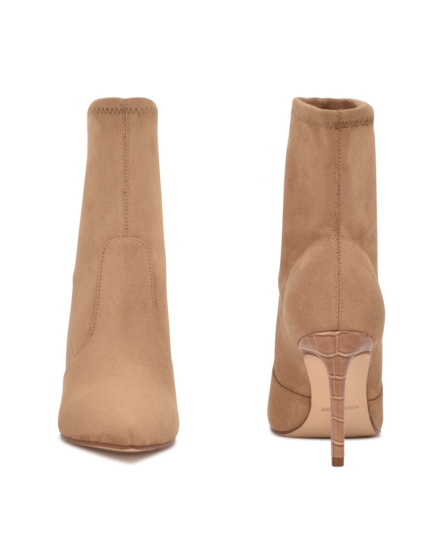 Devynių Vakarų Reves Suknelės Bateliai