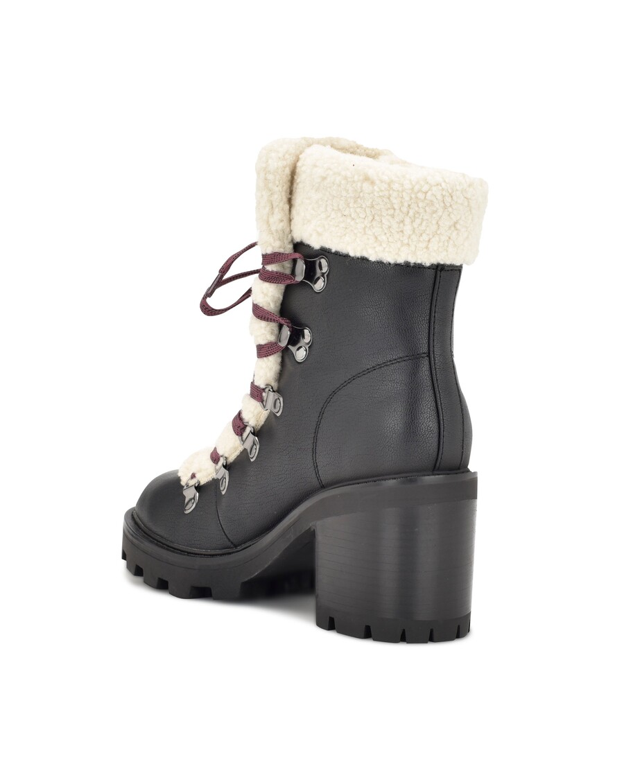 Devyni Vakariniai Unise Batai