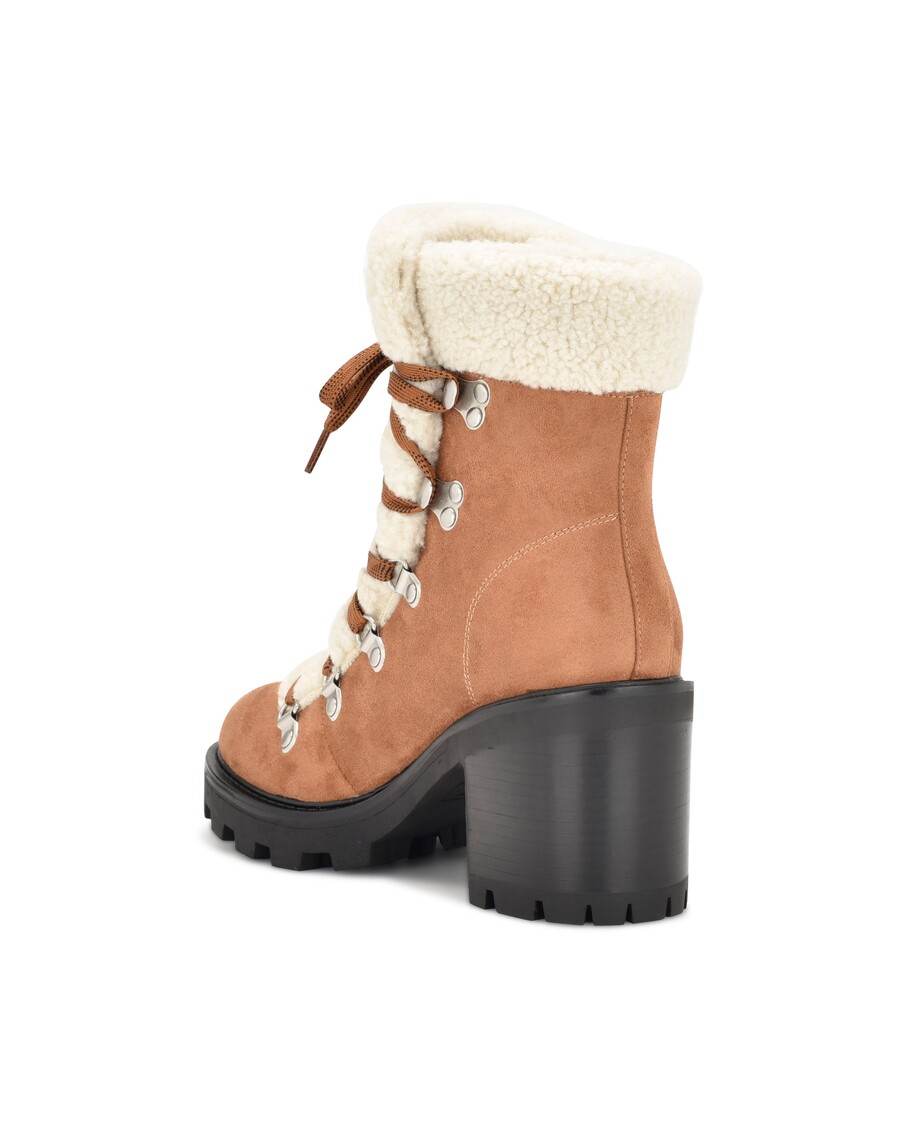 Kilenc Nyugati Unise Füles Talpú Csizma