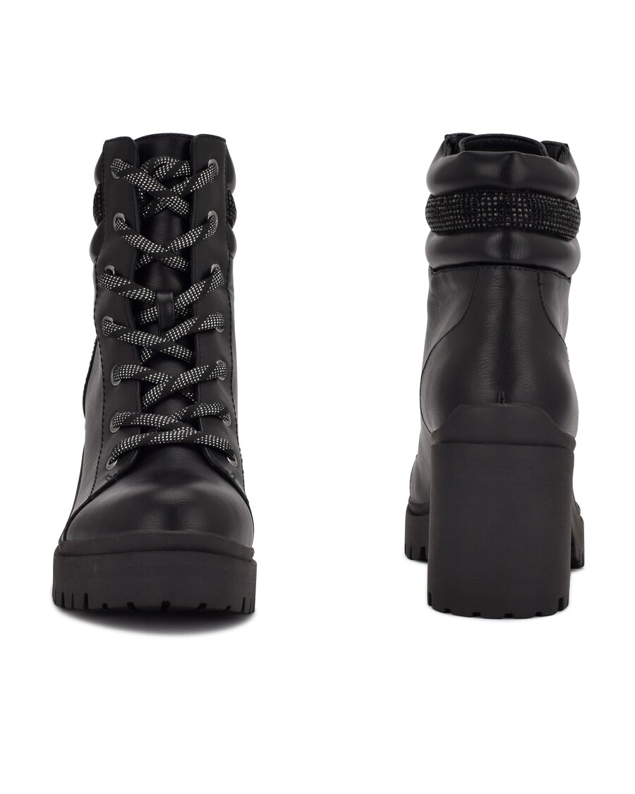 üheksa Lääne Quona Lahingupapu