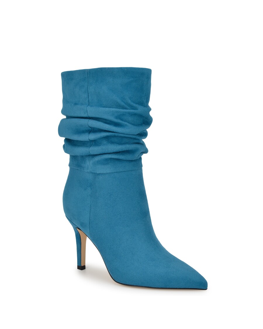 Deväť Topánok Zo Západných šiat