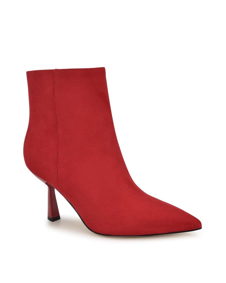 Deviņas Rietumu Zaķa Kleitas Puszābaciņi