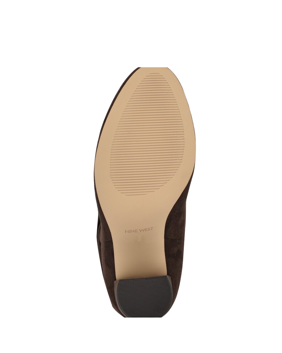 Devyni Vakariniai Magnetiniai Batai Iki Kelių