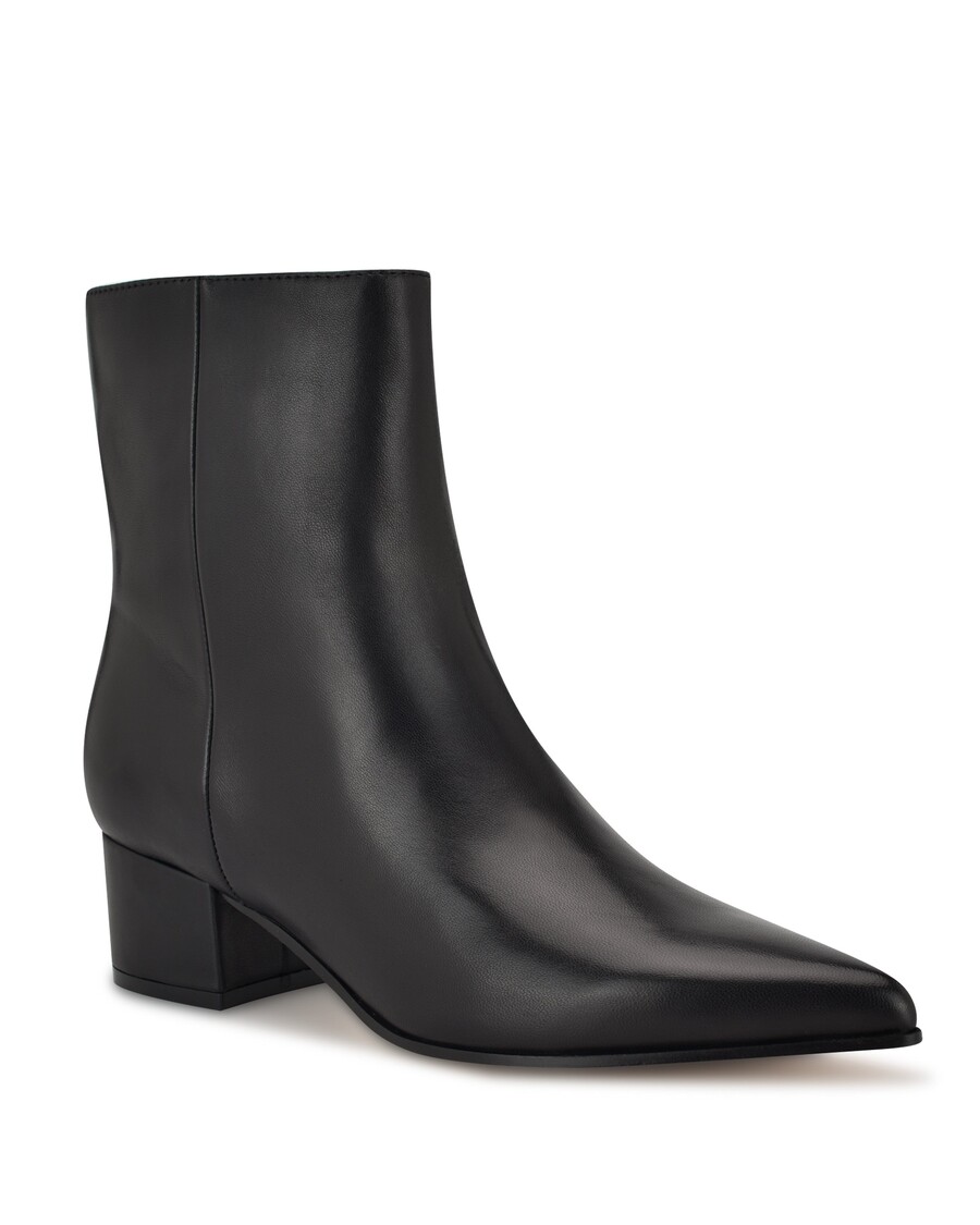 Ботильоны девять западных марибу до щиколотки