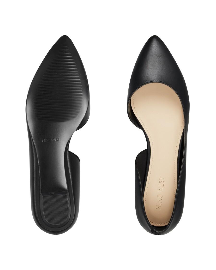 Kilenc West Saige D'orsay Lakás