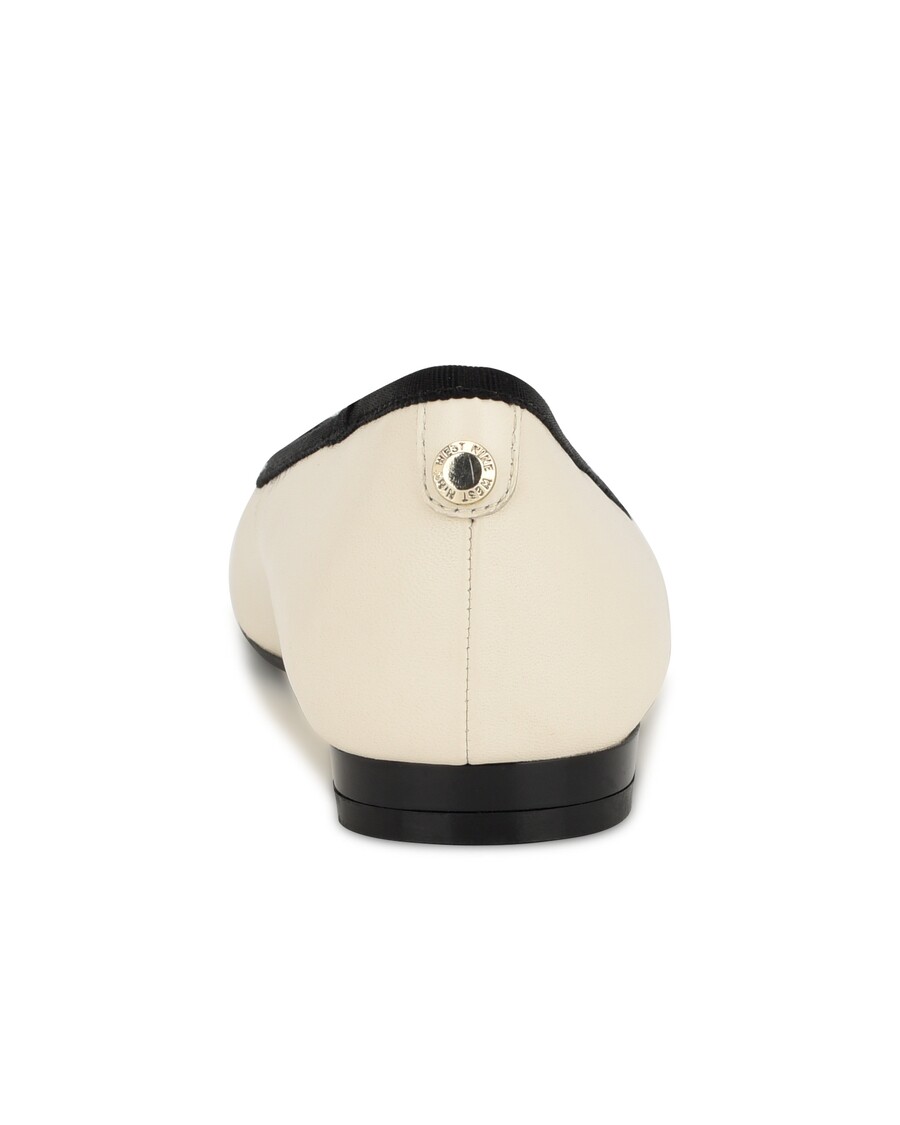 Kilenc West Ollin 9x9 Ruha Lakás