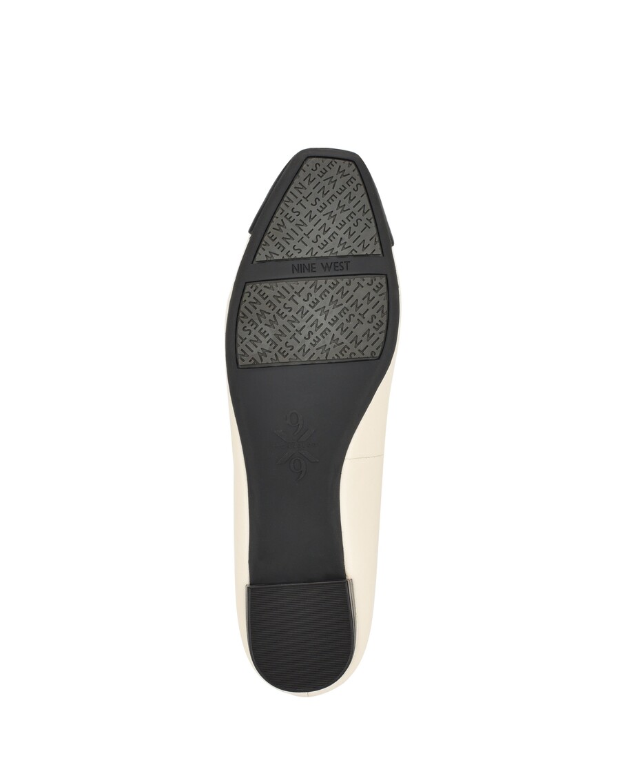 Kilenc West Ollin 9x9 Ruha Lakás