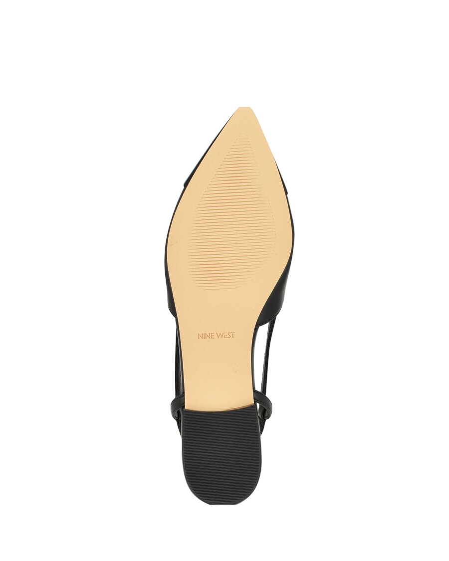 Nove West Babee Pontudo Boné Toe Slingbacks Planos