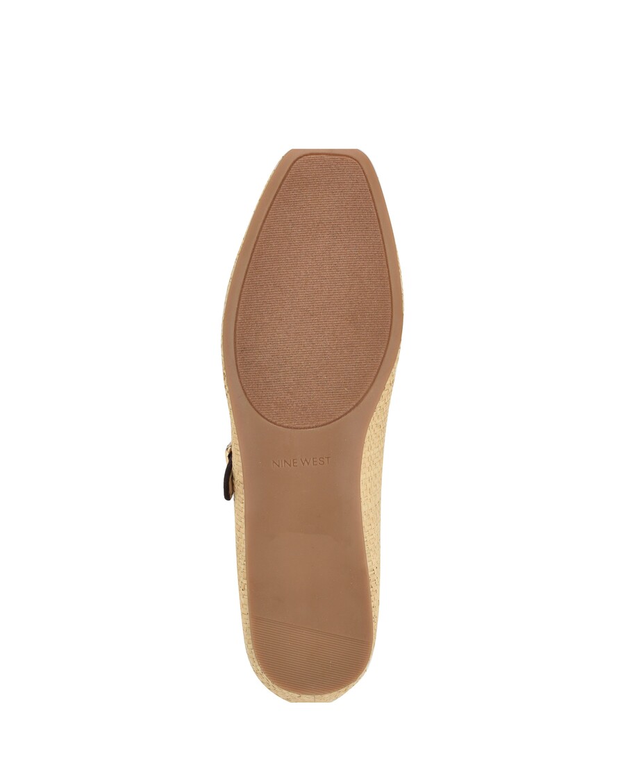 Mary Jane Na Pionowej Podeszwie Nine West Lilow Z Kwadratowymi Noskami