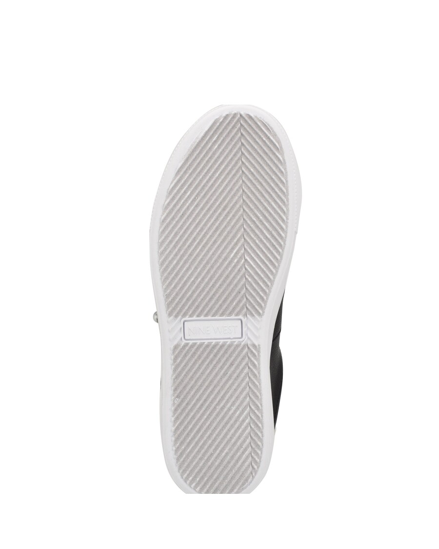 Nio Västra Griper Snörsko