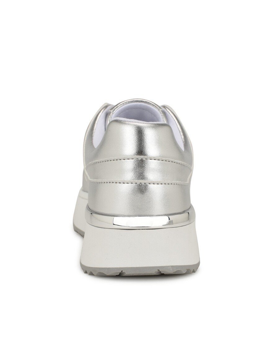 нине вест цамп патике на пертлање