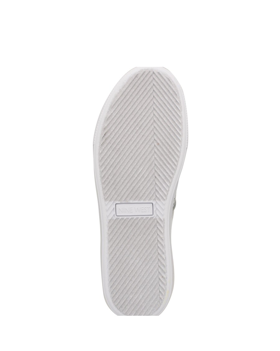 حذاء رياضي ذو نعل فعلي من Nine West Gator