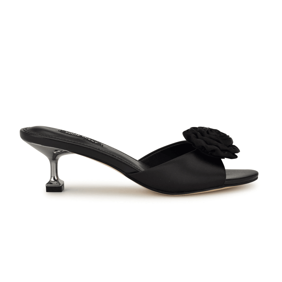 Nine West Dhalia Rosette Sandals Black