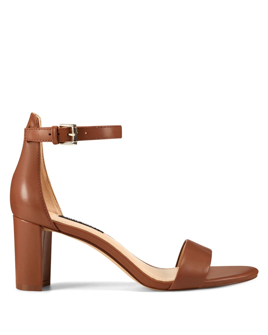 Negen West-pruce Sandalen Met Enkelbandje En Blokhak