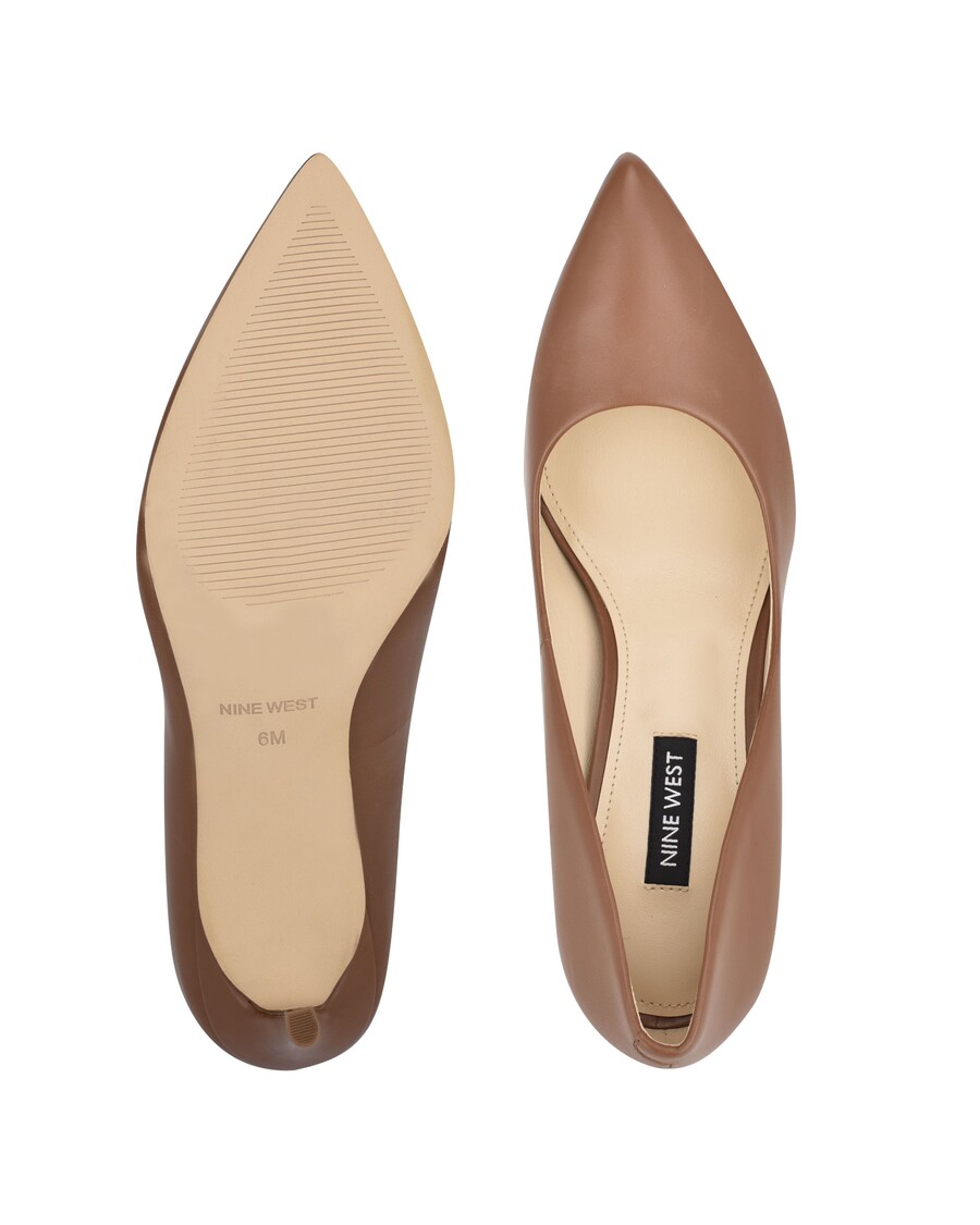 Deviņi Rietumu Ezra Smailie Pirkstu Sūkņi