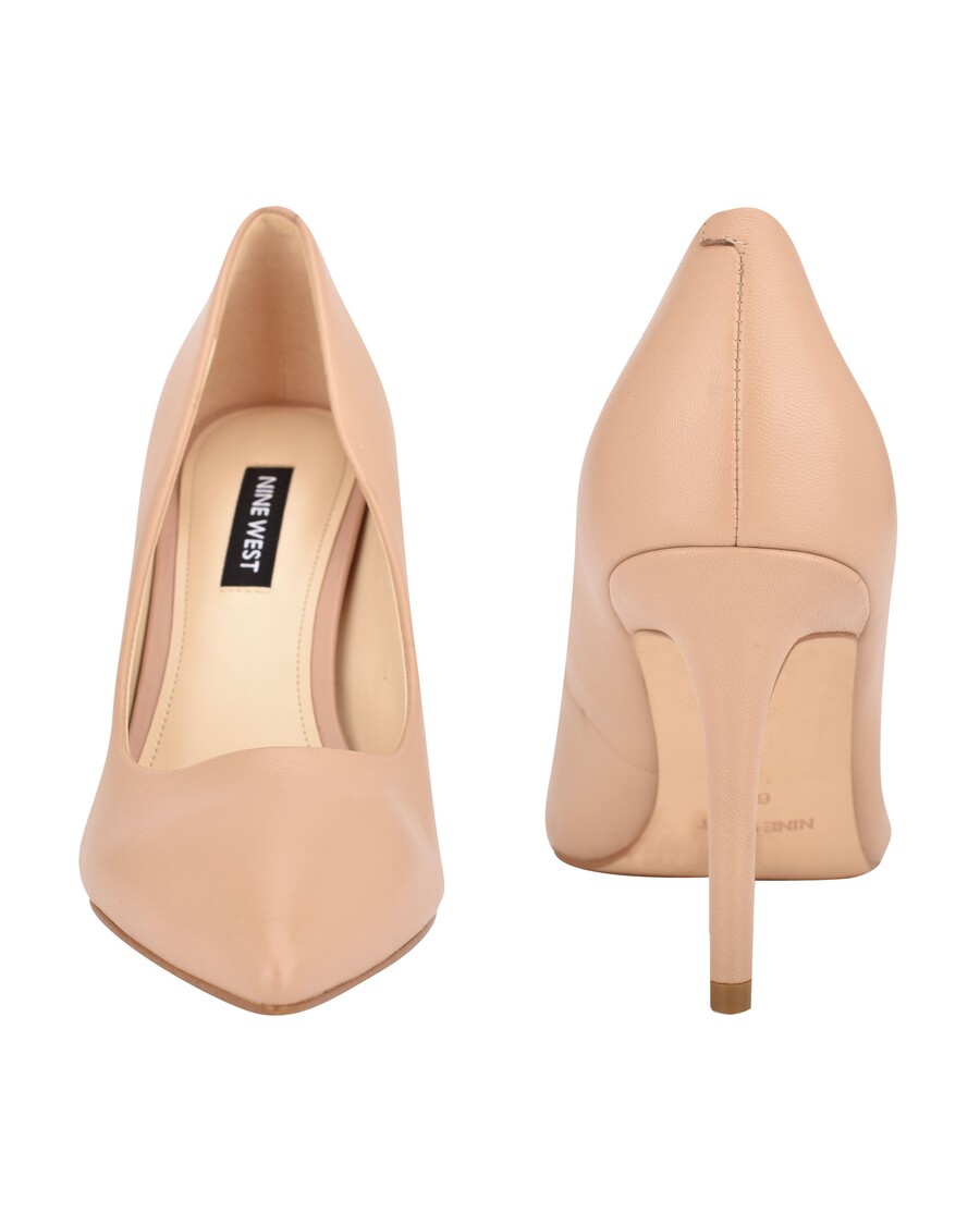 Нине вест езра пумпе са зашиљеним прстима