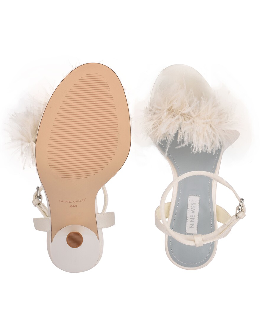 Deviņas Rietumu Milano Sandales Ar Papēžiem