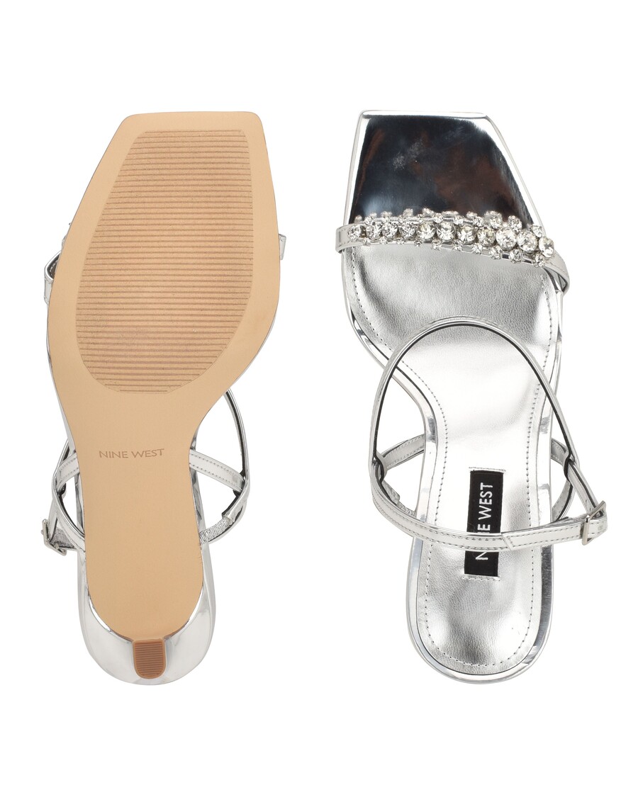 босоножки на каблуке девять западных дней с пяткой назад