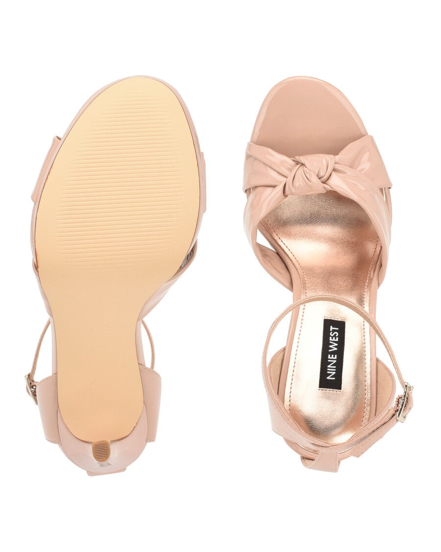 Sandały Dziewięć West Lovya Z Paskami Na Kostce