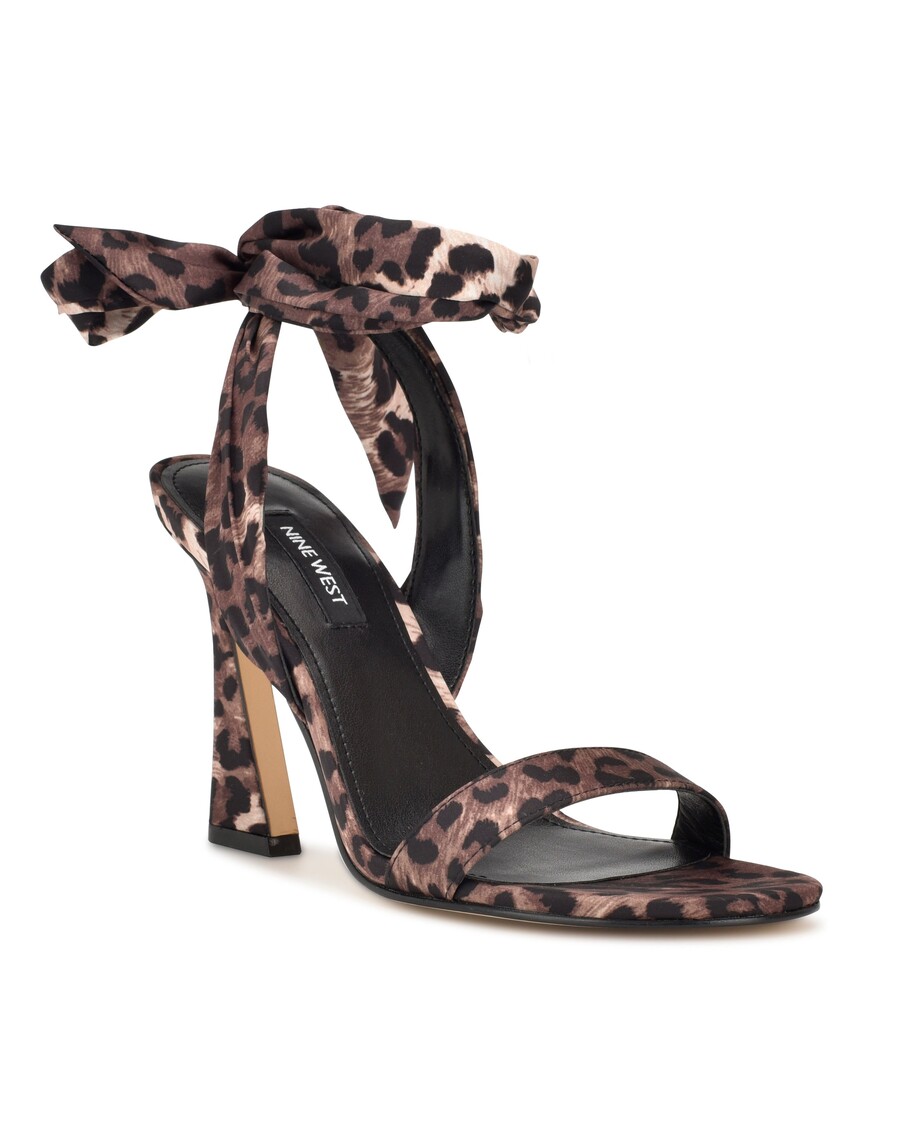 Nine West Kelsie Sandali Con Tacco Avvolgenti Alla Caviglia