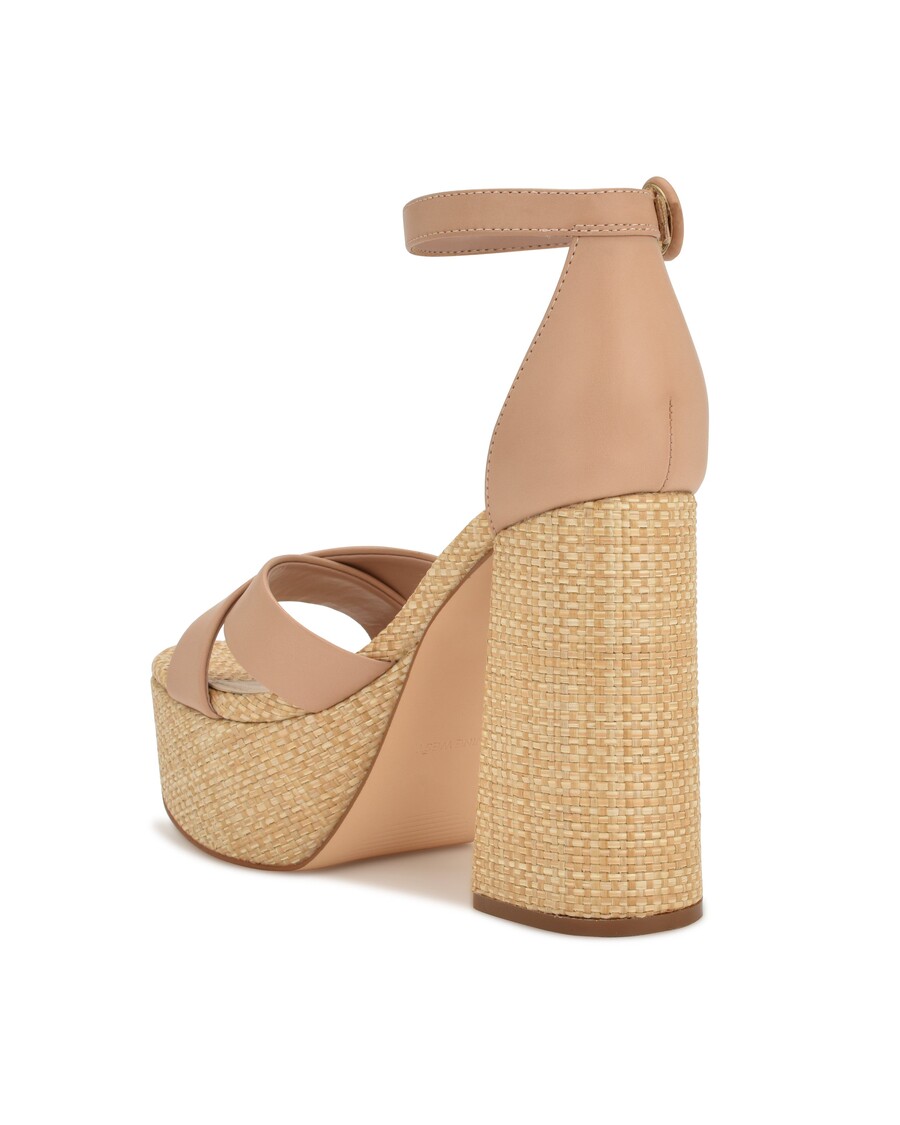 תשעה סנדלי פלטפורמת מערב ווילי