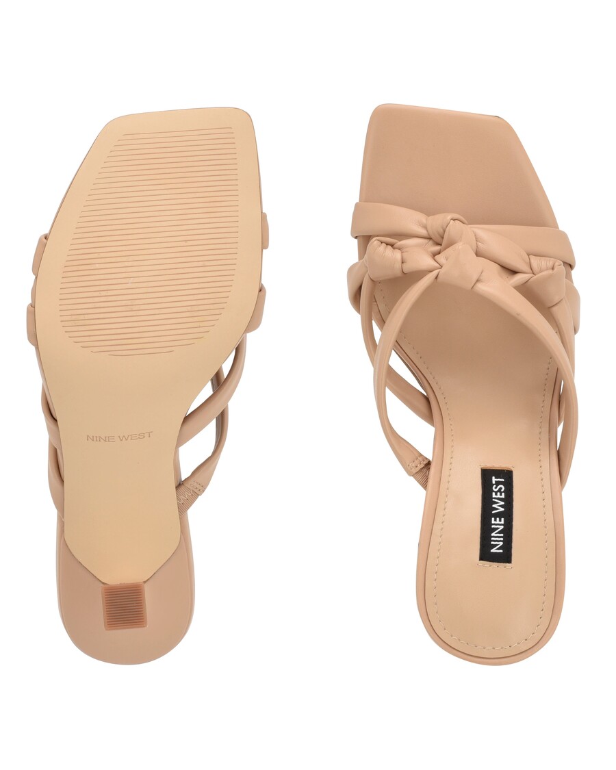 босоножки на каблуке Nine West Yeander