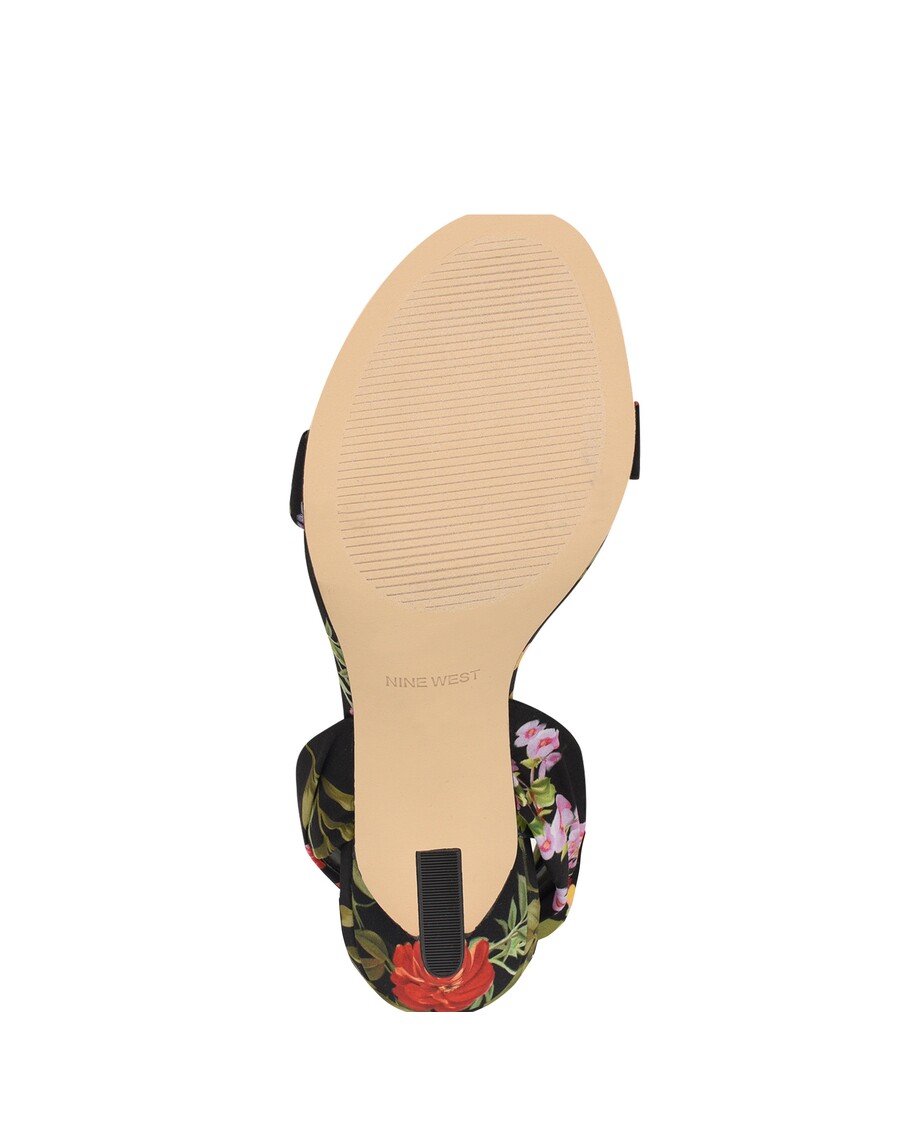 Sandały Na Obcasie Z Zapięciem Na Kostce Dziewięć West Kelsie