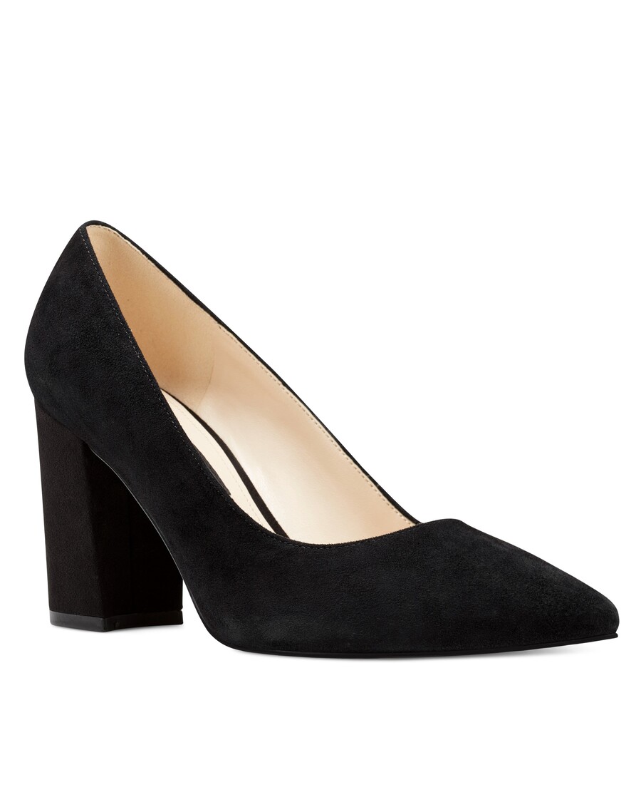 Kilenc West Cara Ruhapumpa