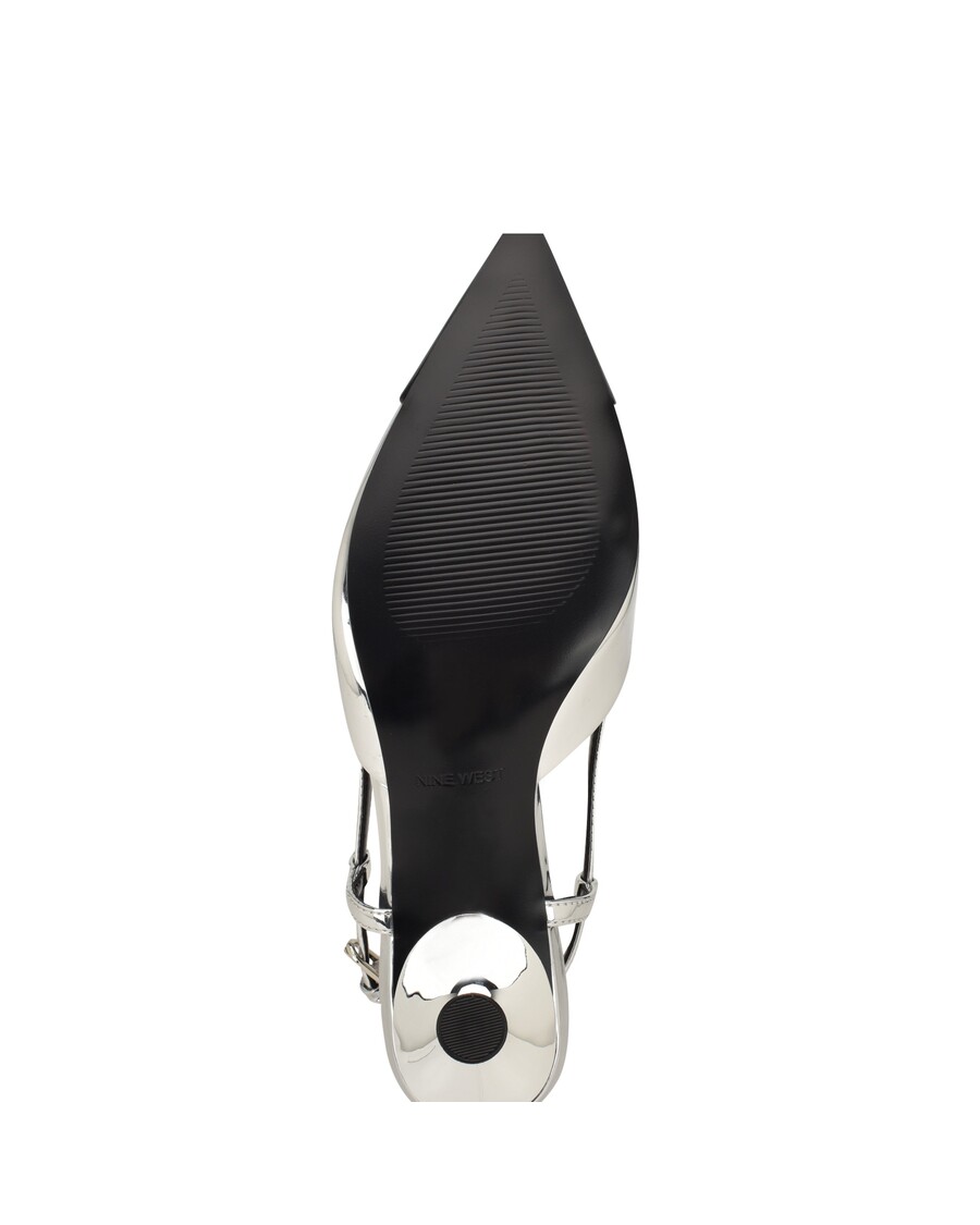 Deviņi Rietumu Rizzy Cap Toe Slingbacks