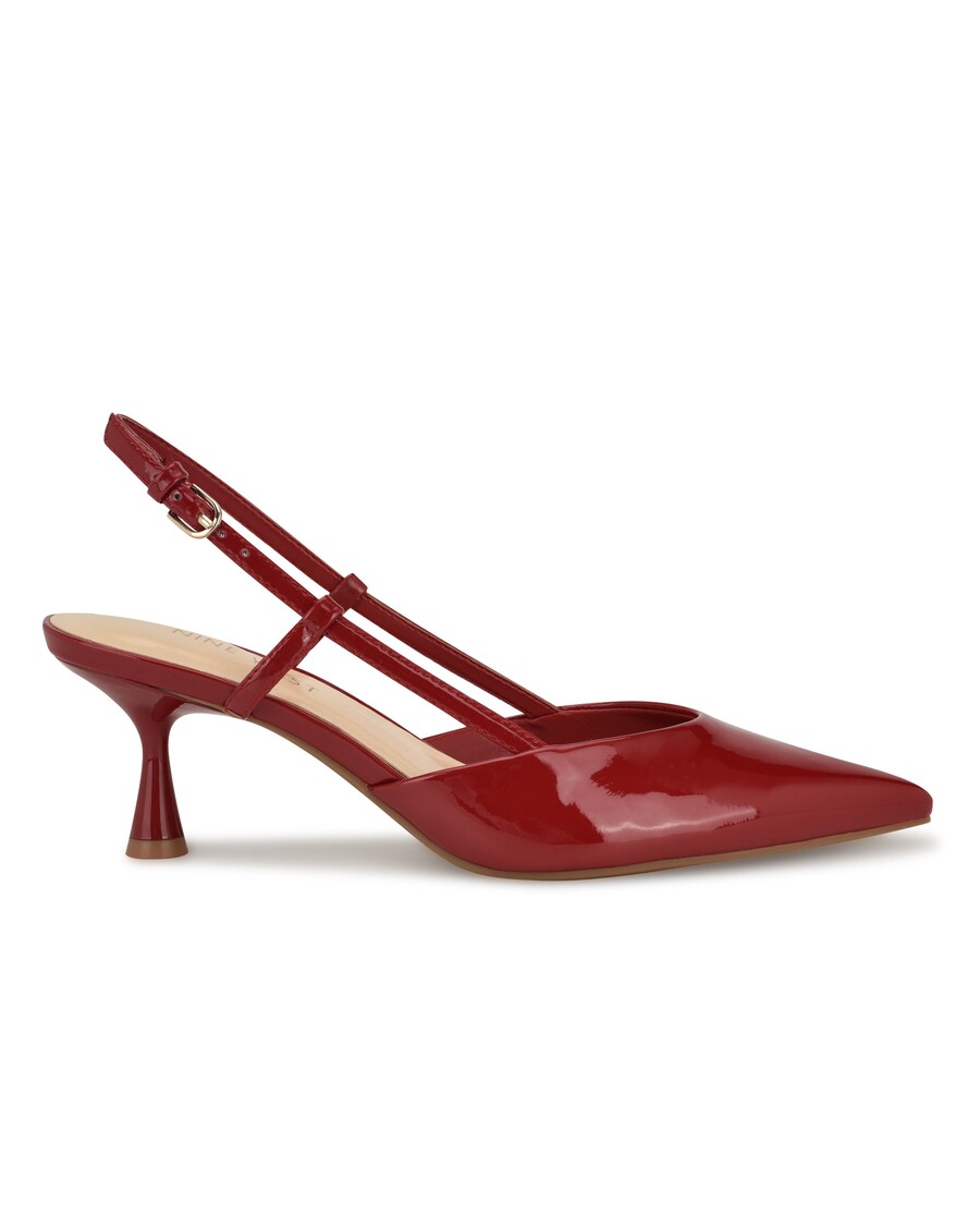 Negen West Rowen Puntige Slingbacks