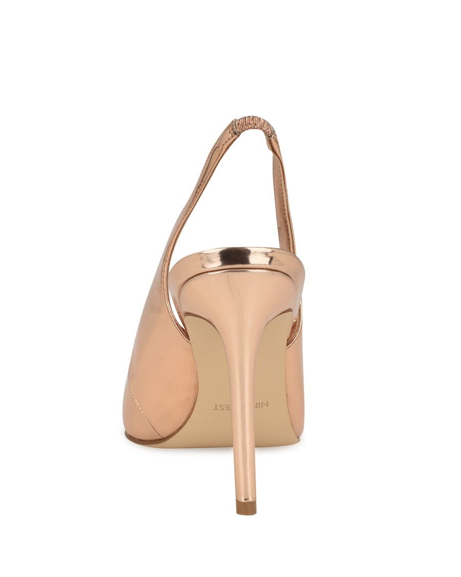 Yhdeksän Länsihöyhenen Teräväkärkistä Slingback-pumppua