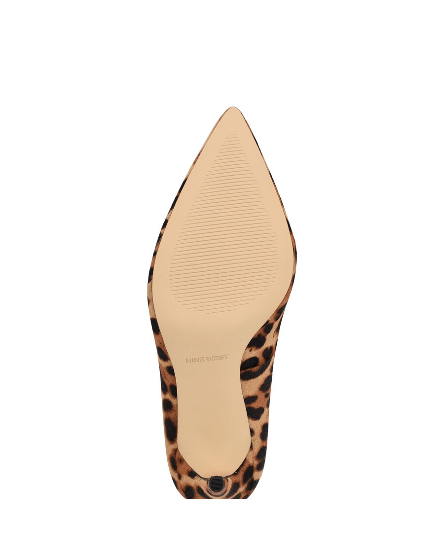 Kilenc Nyugati Friss Hegyes Lábujj Pumpa