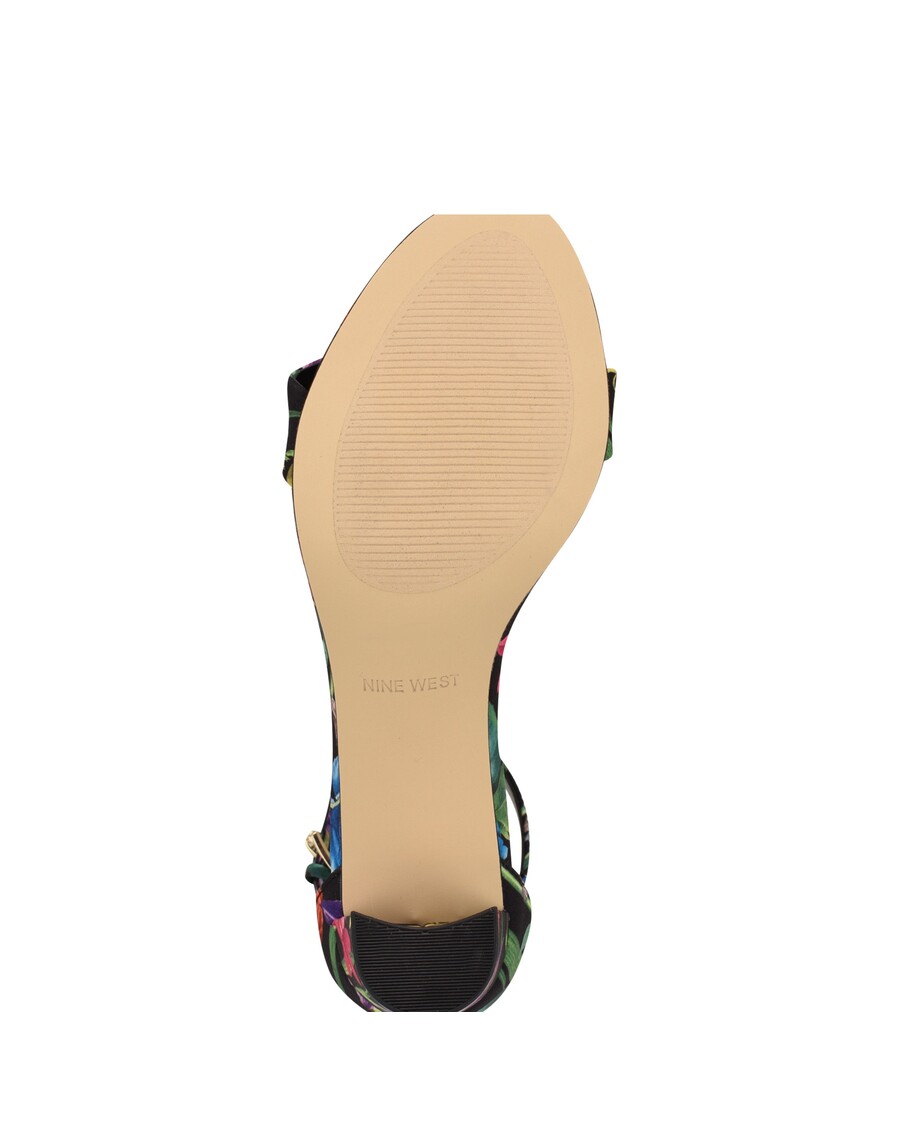 Kilenc West Pruce Bokapántos Blokksarkú Szandál