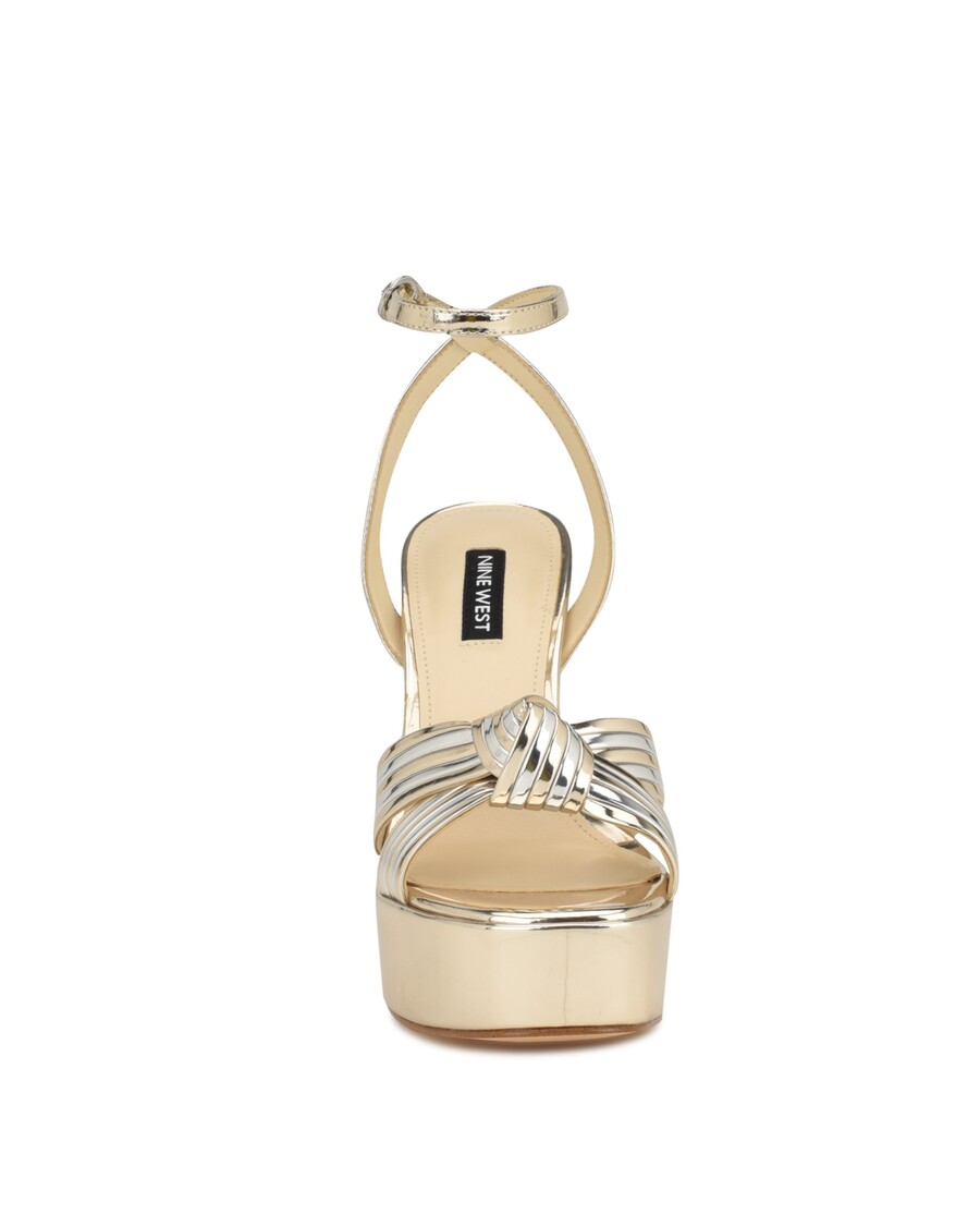 Powiązane Sandały Na Choroby I Choroby Na Kostce Dziewięć West Irna