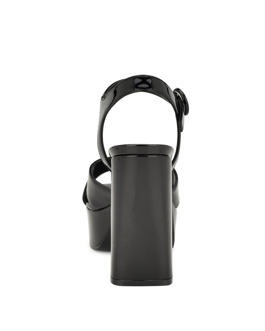 Kilenc Nyugati Vallan Pántos Platform Szandál