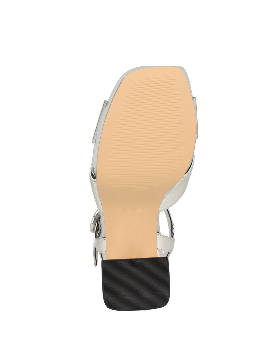 üheksa Läänevalleni Rihmaga Platvormsandaalid