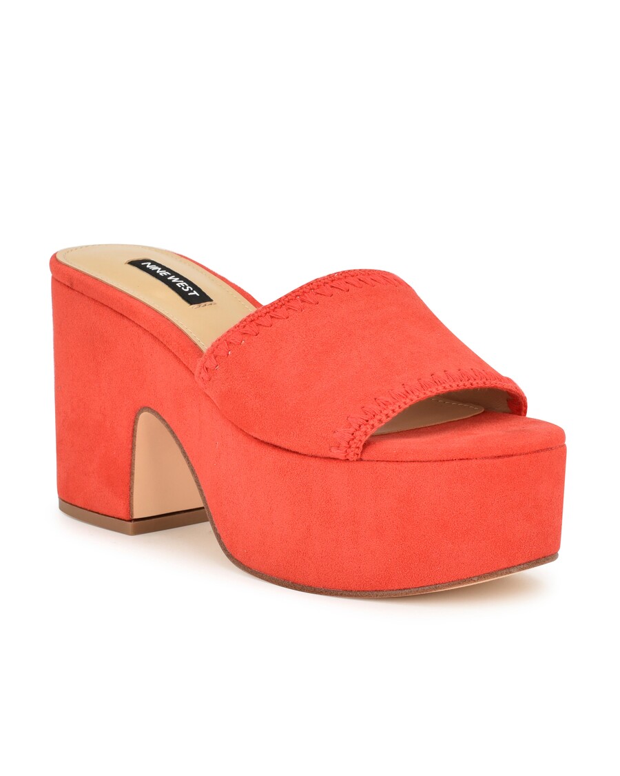 Deväť Západ Yickie Platformových šmykľavých Sandálov