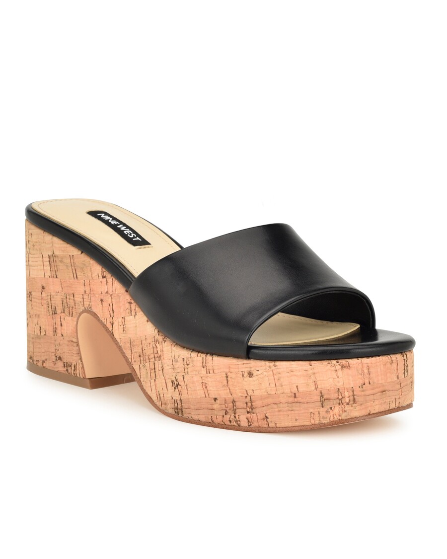 Negen West Boone Platformslipsandalen