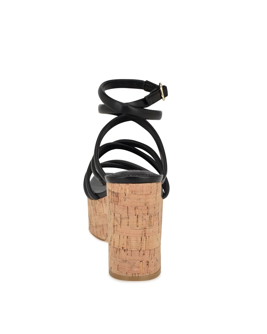 üheksa Läänekorgist Platvormiga Kiilrihmaga Sandaalid