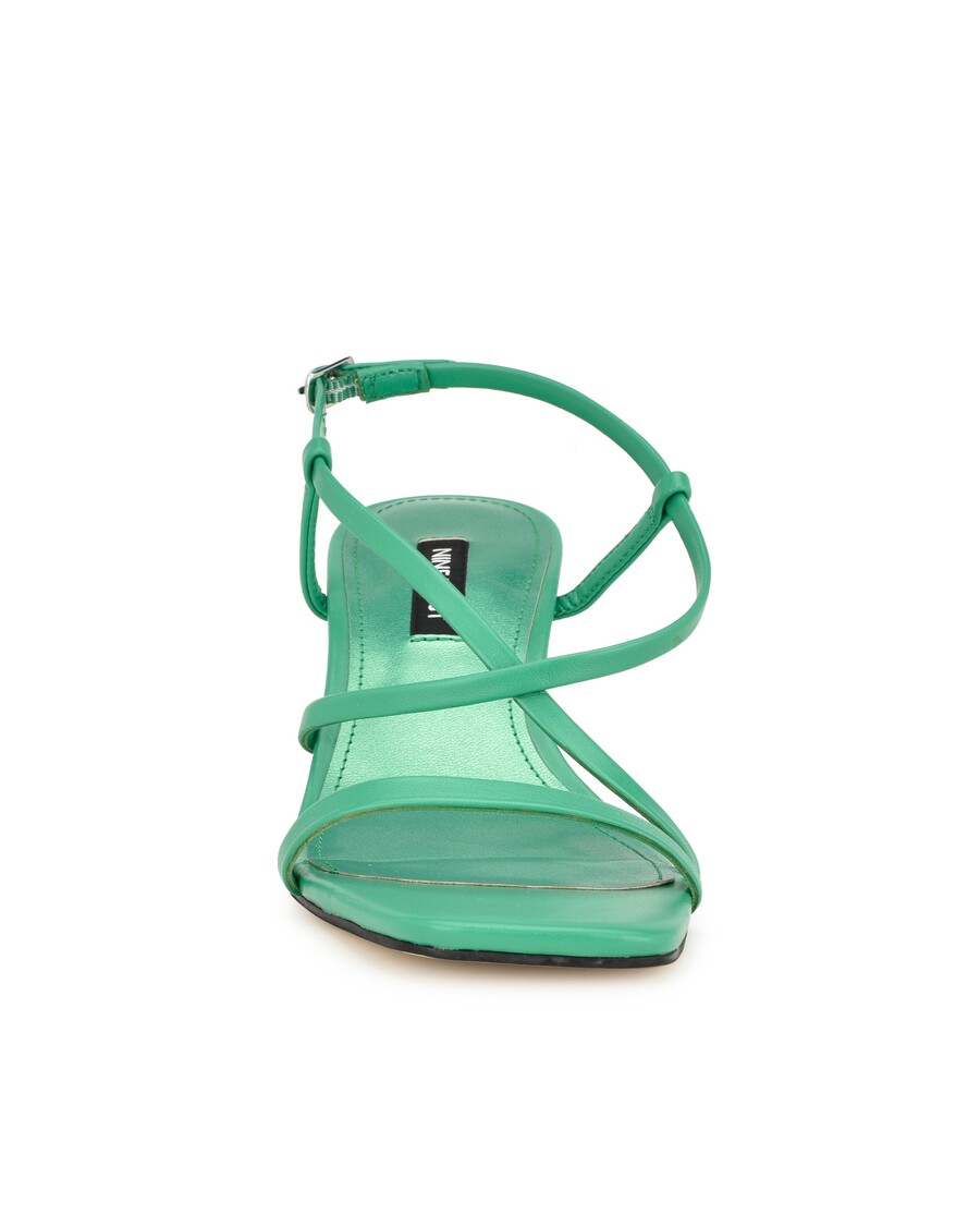 üheksa West Haya Rihmaga Sandaalid