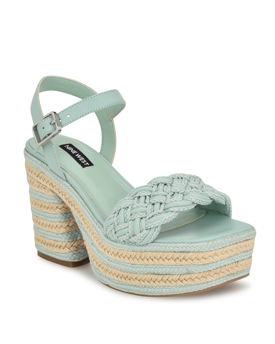 üheksa Lääne Cinka Kootud Platvormsandaali