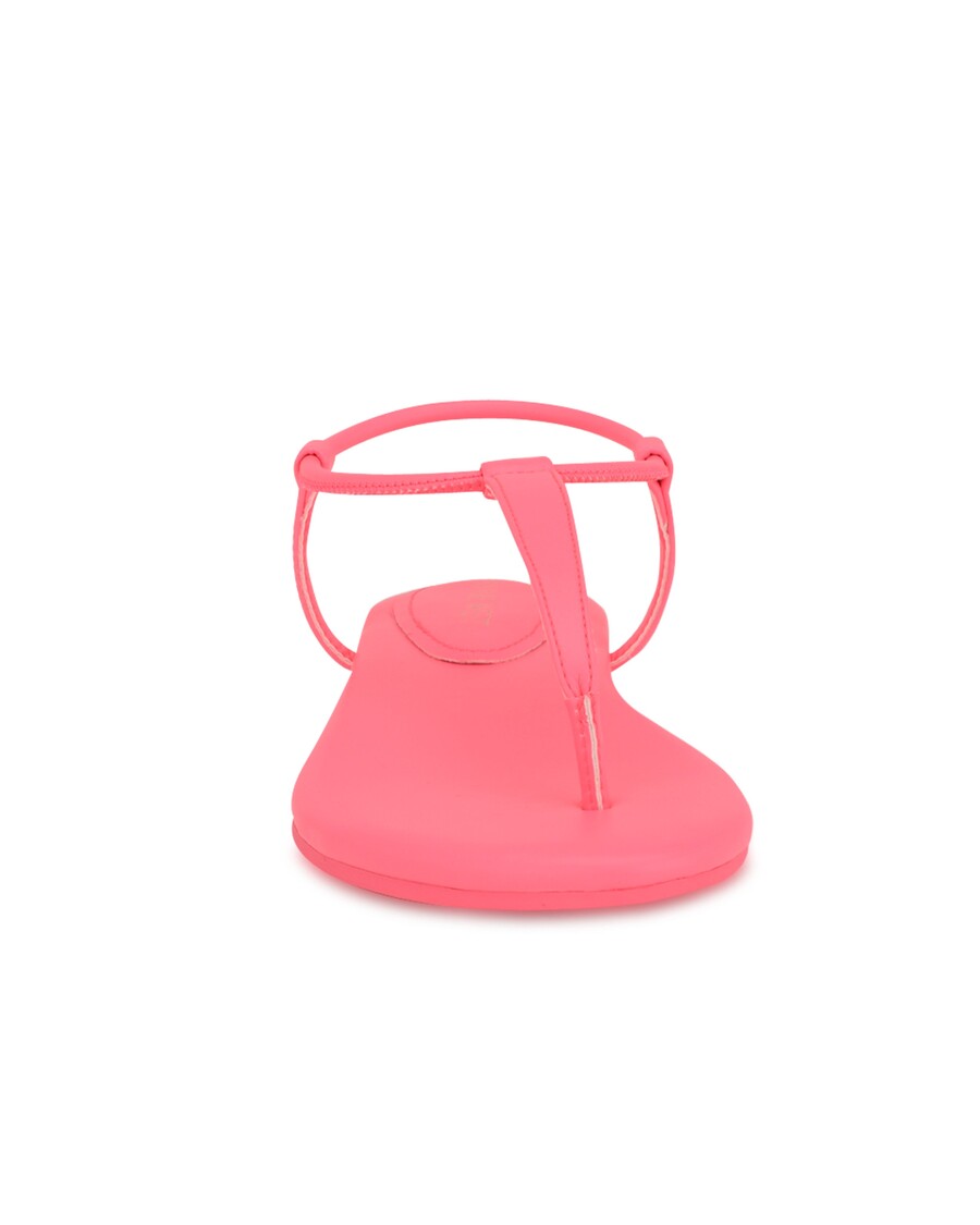 девет вест бассие равних сандала