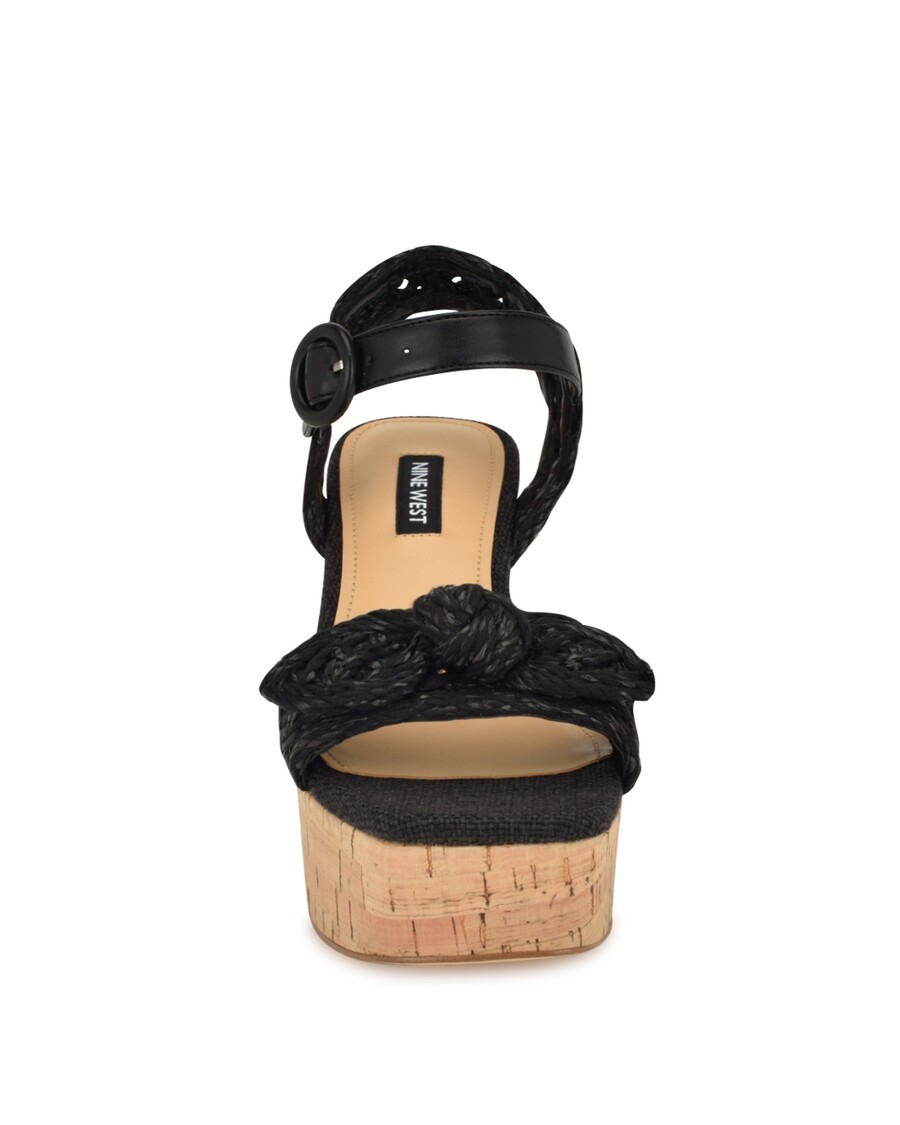 Deviņas Rietumu Comiele Platformas Sandales